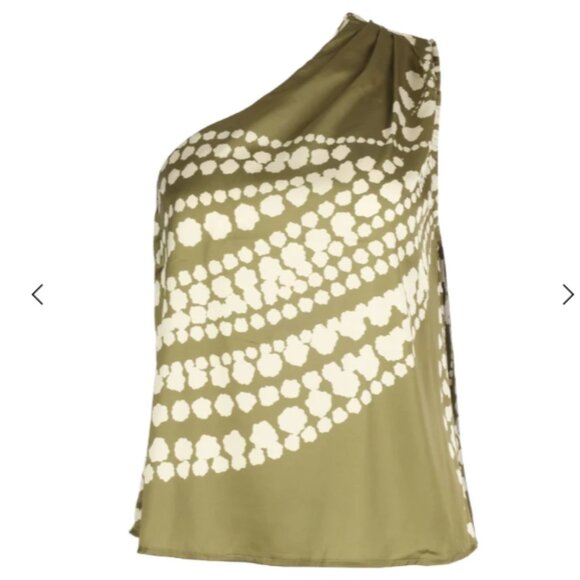 The Odes Lola Top In Olive - Picture 4 of 6